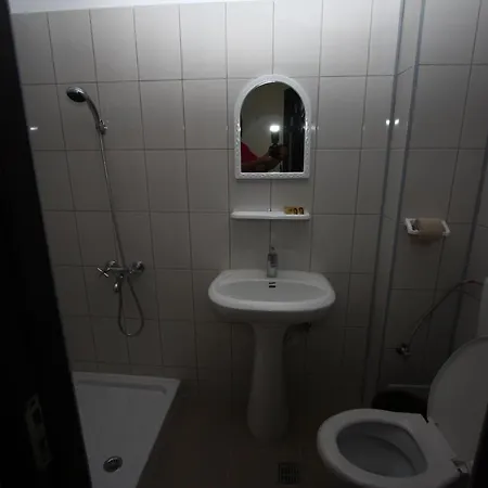 Basarab 2* Bucureşti